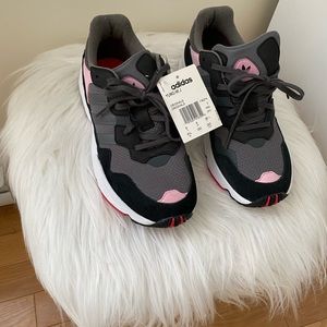 Adidas Torsion - New